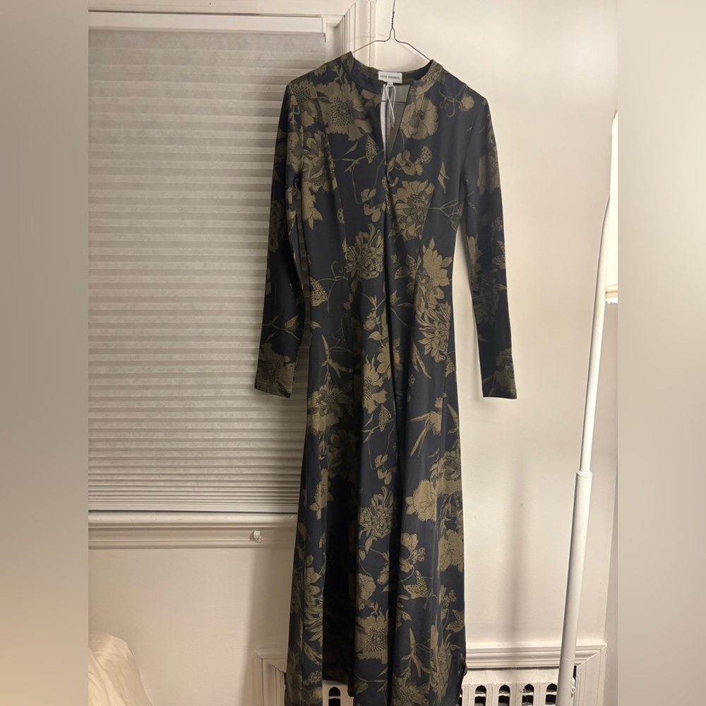 Parachute Black and Gold Long Sleeve Dress